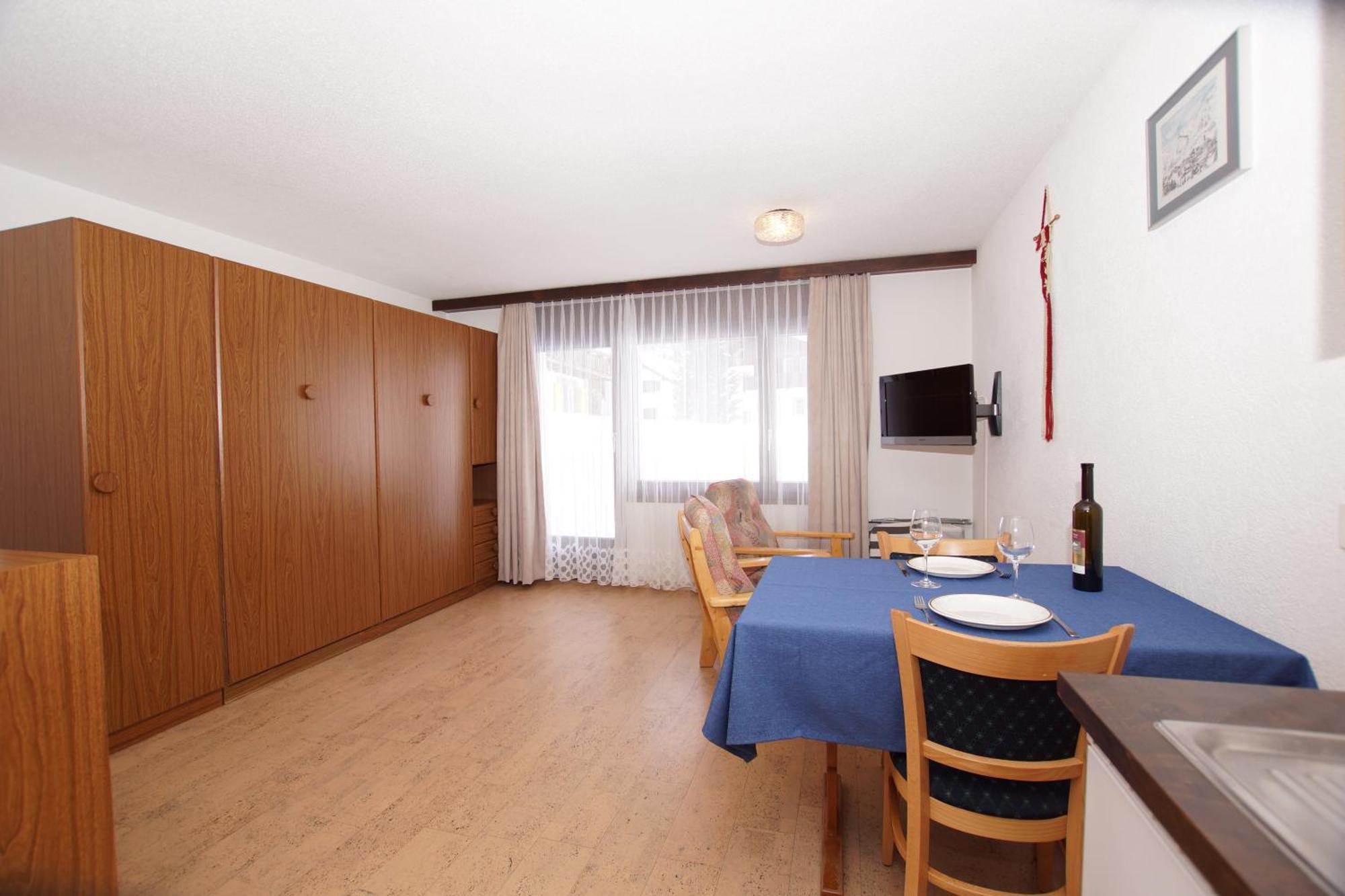 Haus Amor サース フェー 部屋 写真