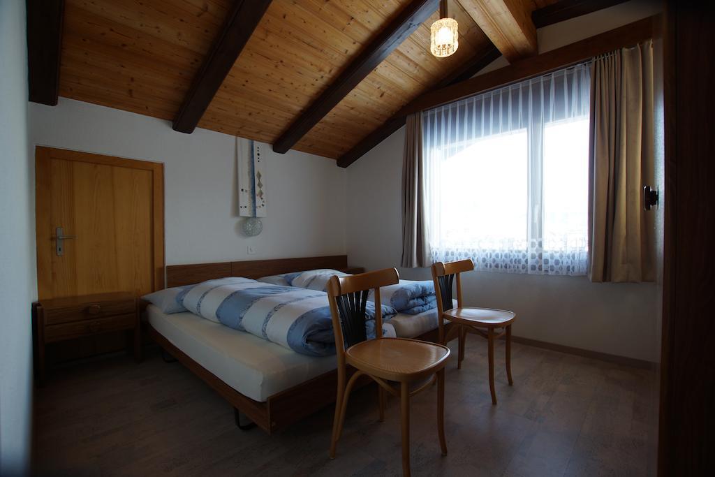 Haus Amor サース フェー 部屋 写真