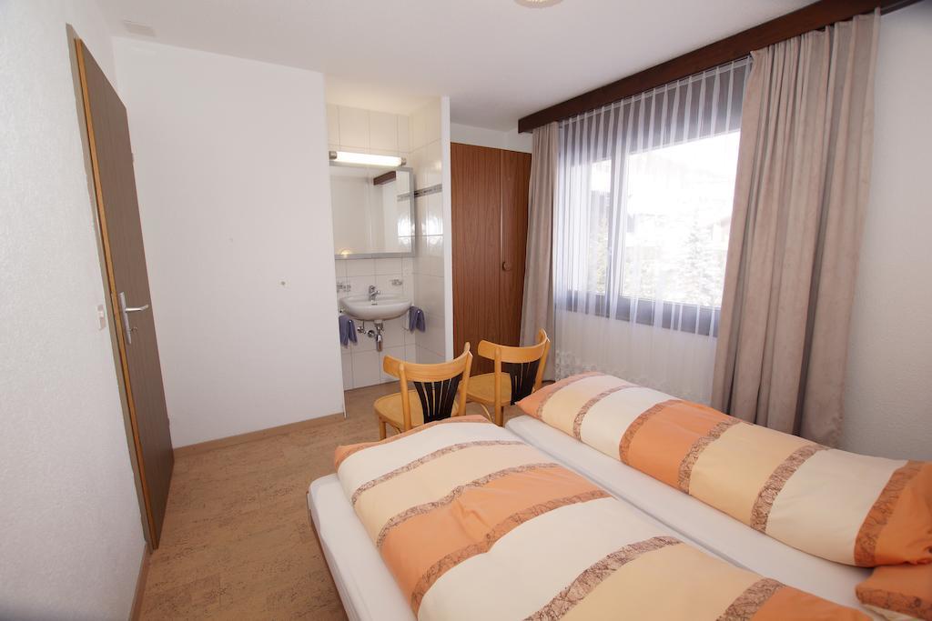 Haus Amor サース フェー 部屋 写真
