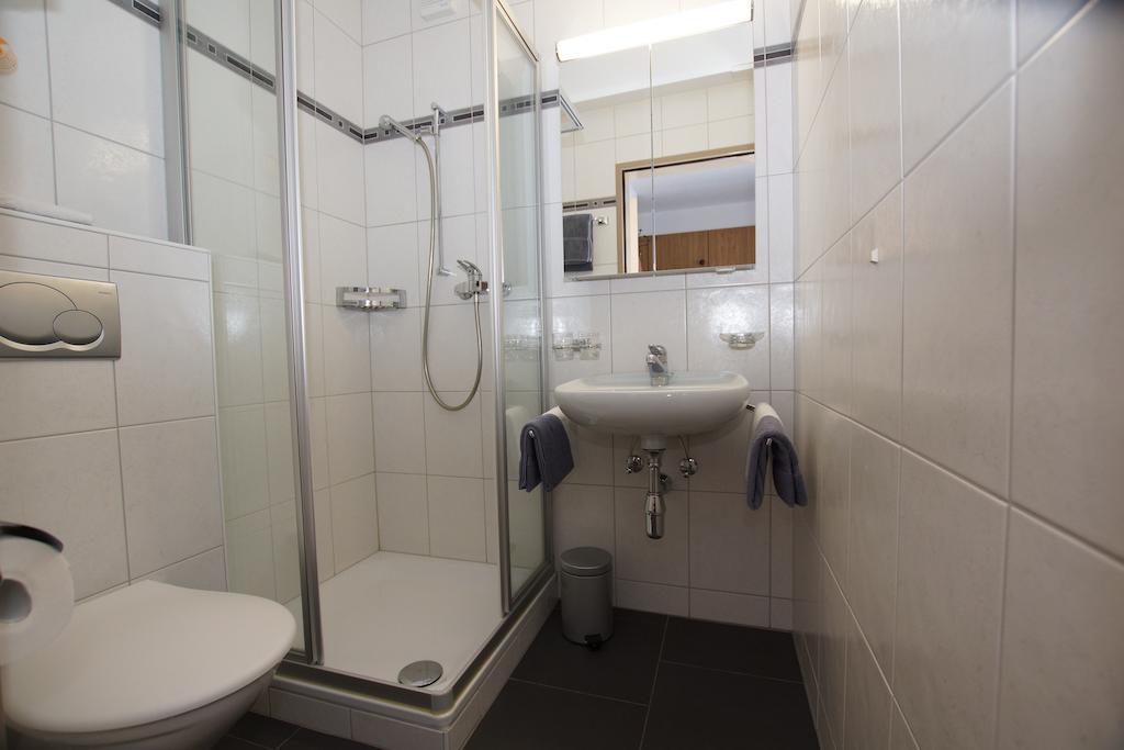 Haus Amor サース フェー 部屋 写真